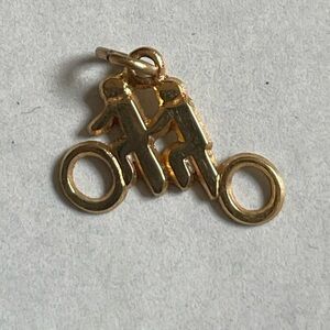 10K Gold Bicycle Charm Pendant - 0.61g - Vintage Style Jewelry Accessory‎